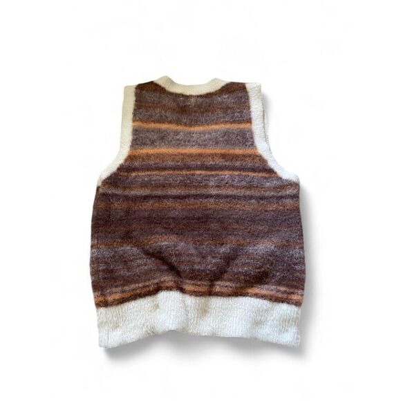 JANABELLE Women’s Colorful Fuzzy sweater-vest S Excellent Condition Very Cute! - Picture 2 of 7